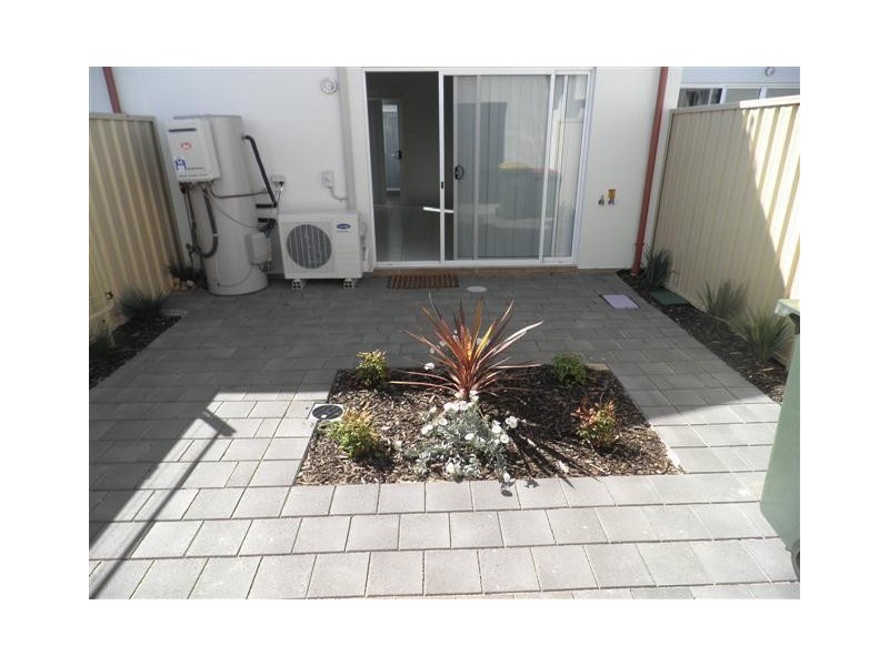 196 Newton Boulevard, Munno Para West SA 5115