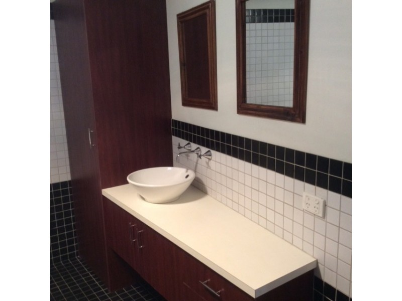 16/83 Lipson Street, Port Adelaide SA 5015