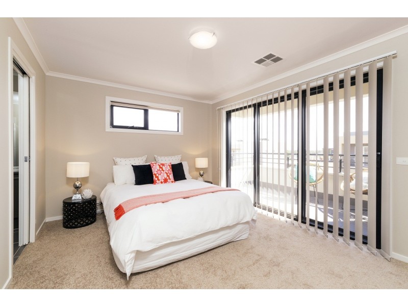 64 Broadwater Place, Blakeview SA 5114