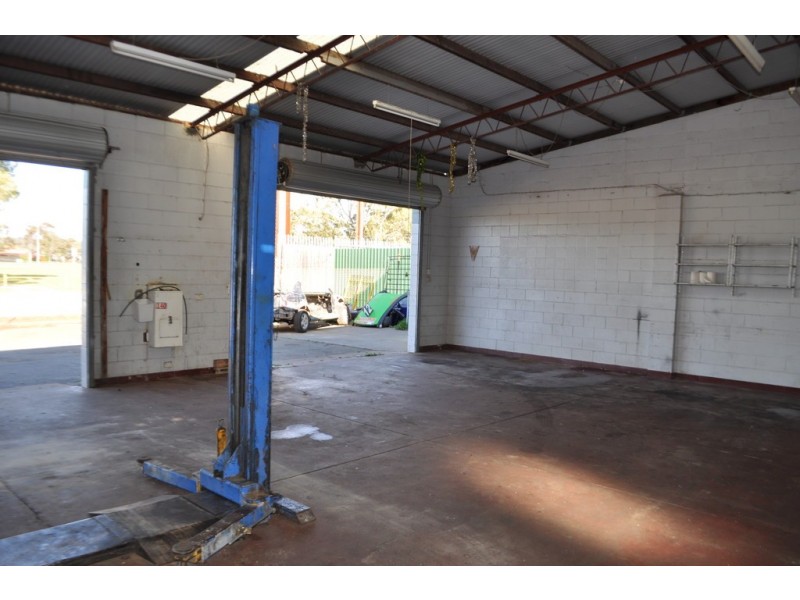 6 Trimmer Road, Elizabeth South SA 5112