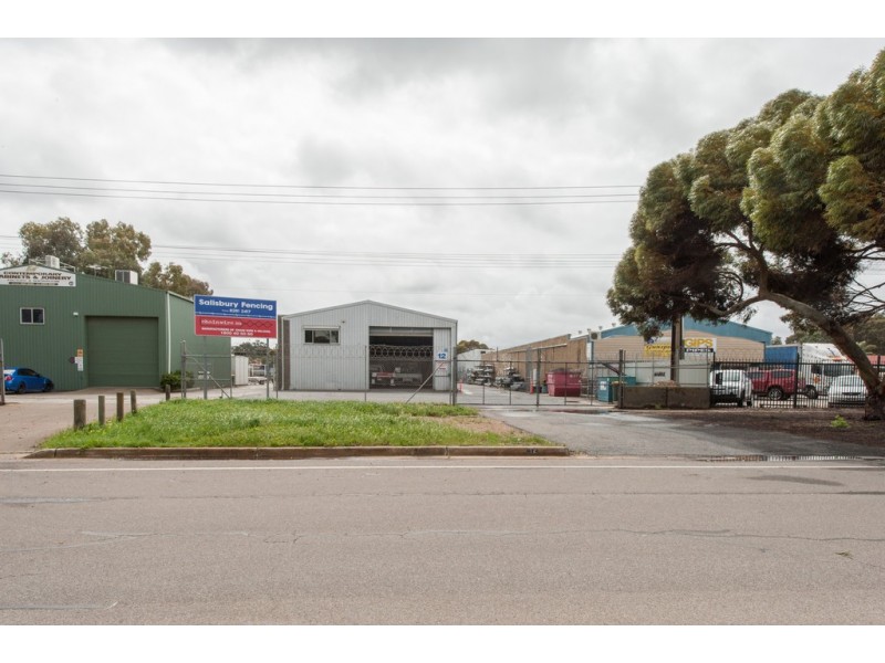 12 Frost Road, Salisbury SA 5108