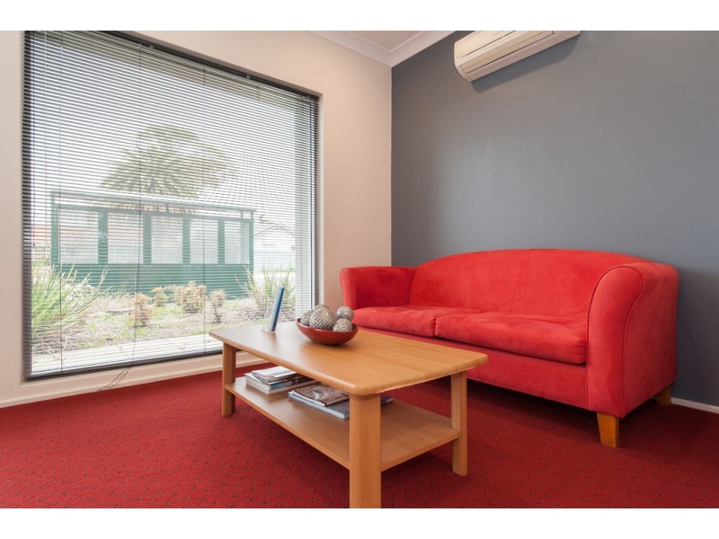 11 Sturt Road, Brighton SA 5048