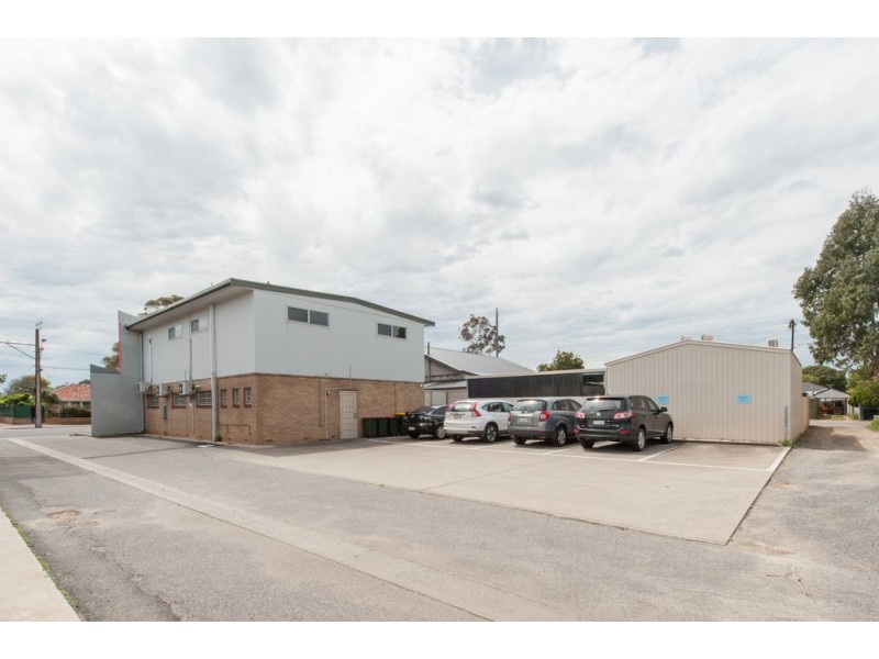 11 Sturt Road, Brighton SA 5048