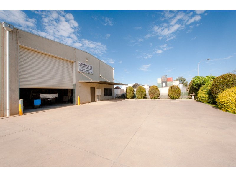 7 Railway Tce, Wingfield SA 5013