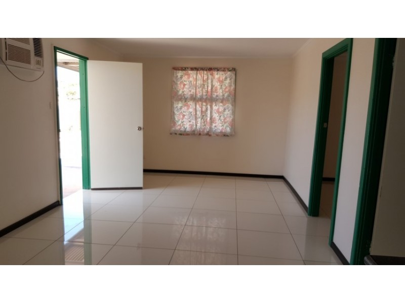 1/ Lot 728 Watkins St, Coober Pedy SA 5723