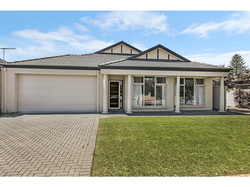 4 Carnarvon Avenue, Glenelg North SA 5045