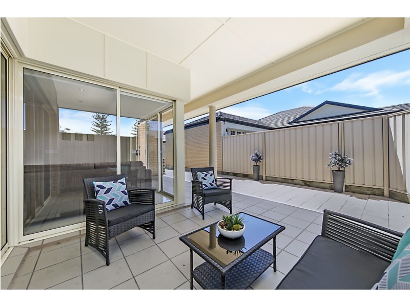 4 Carnarvon Avenue, Glenelg North SA 5045