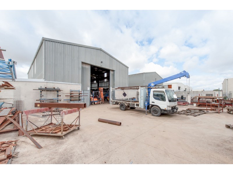 102 Cormack Road, Wingfield SA 5013