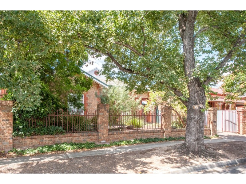 11 Airlie Avenue, Prospect SA 5082