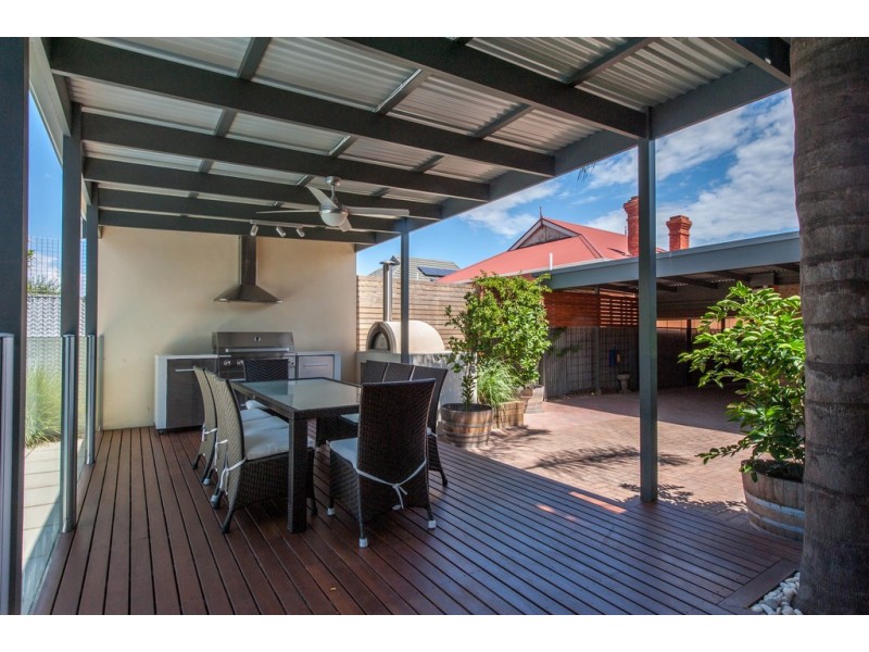 11 Airlie Avenue, Prospect SA 5082