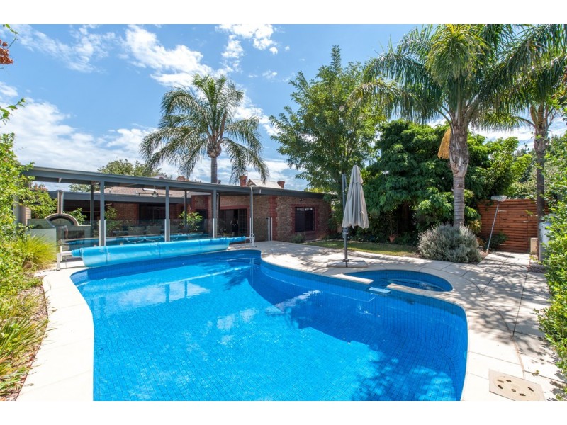 11 Airlie Avenue, Prospect SA 5082