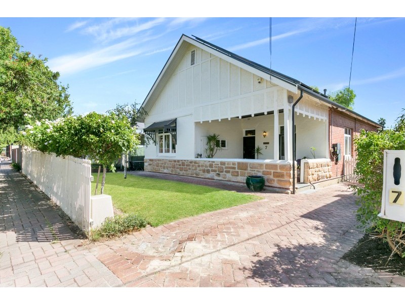 7 Birnie Avenue, Kensington Park SA 5068
