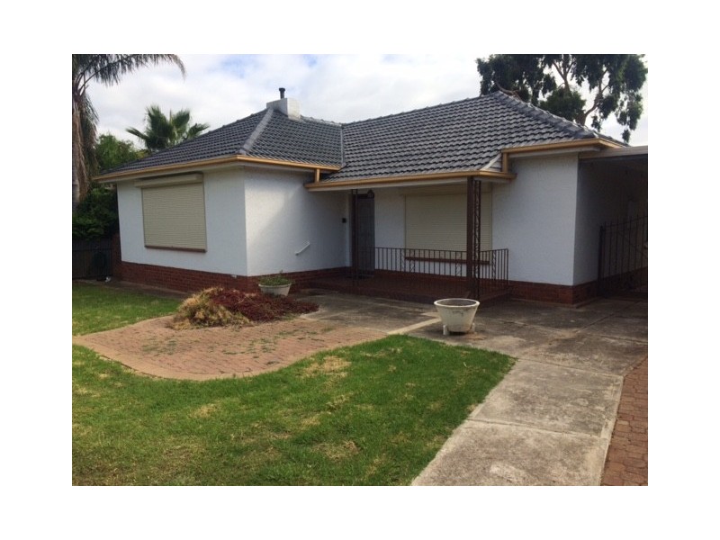 3 Ifould rd, Elizabeth Park SA 5113