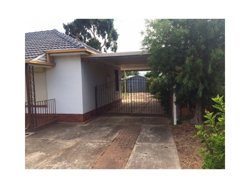 3 Ifould rd, Elizabeth Park SA 5113