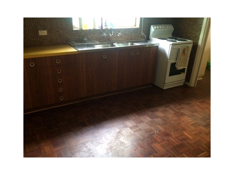 3 Ifould rd, Elizabeth Park SA 5113