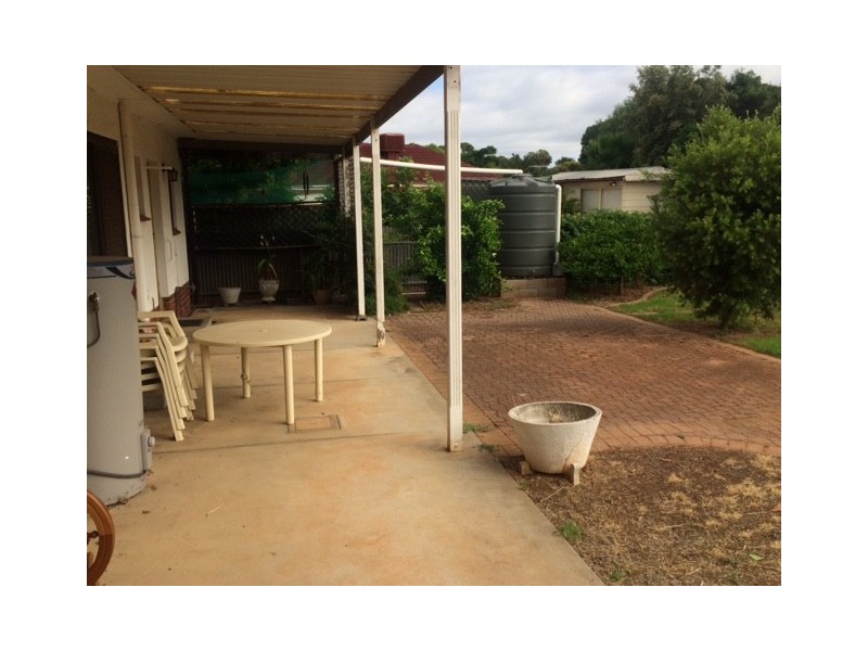 3 Ifould rd, Elizabeth Park SA 5113