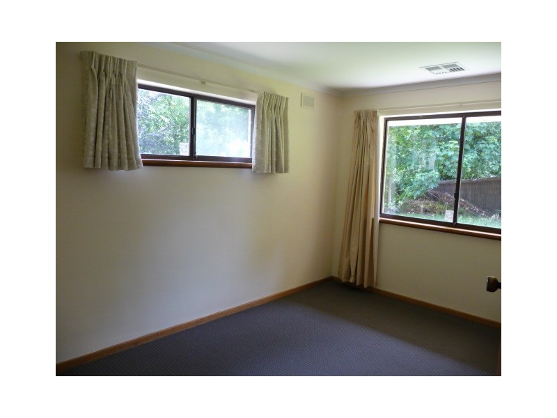 2 Avenue Road, Stirling SA 5152