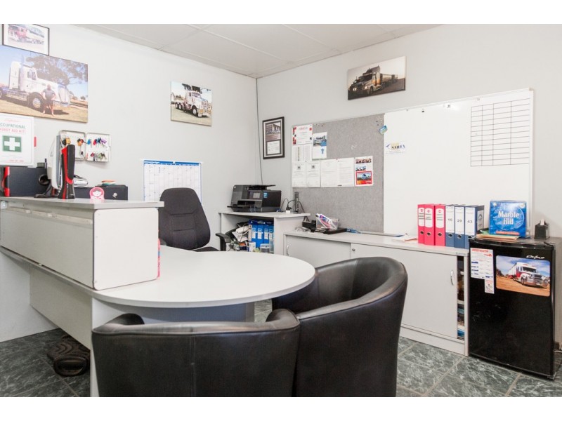 28 Hawker Road, Burton SA 5110