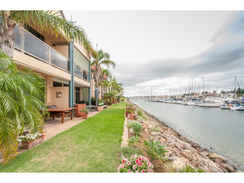 127 One and All Drive, North Haven SA 5018