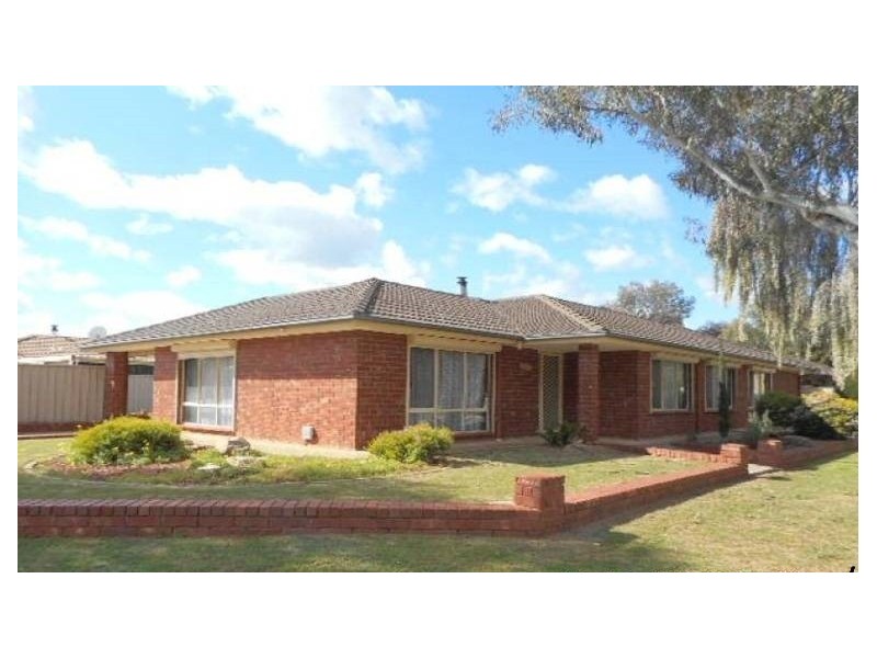 8 Holmefield Court, Parafield Gardens SA 5107