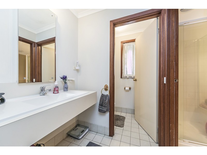 8 Holmefield Court, Parafield Gardens SA 5107