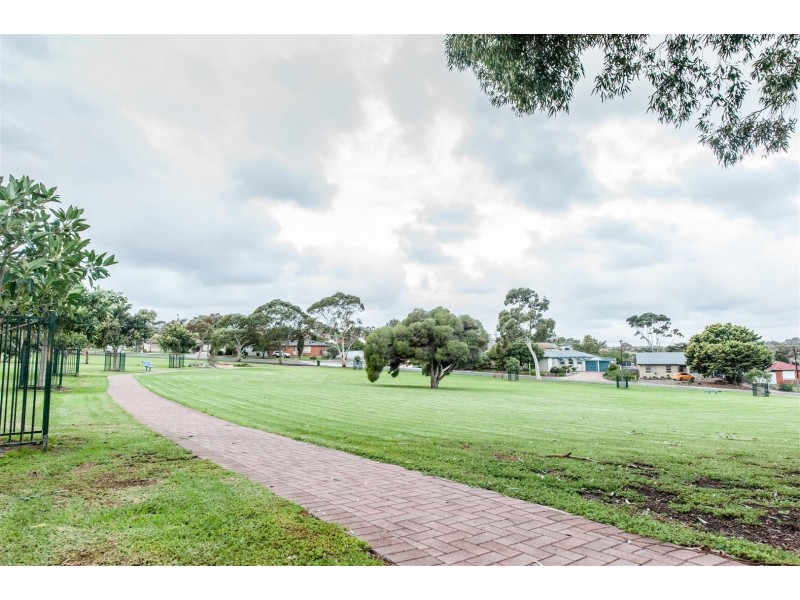 69 Galloway Road, O’sullivan Beach SA 5166