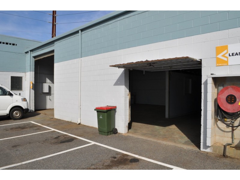 6 Trimmer Road, Elizabeth South SA 5112