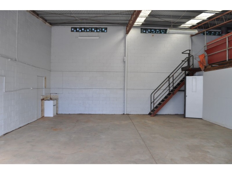 6 Trimmer Road, Elizabeth South SA 5112