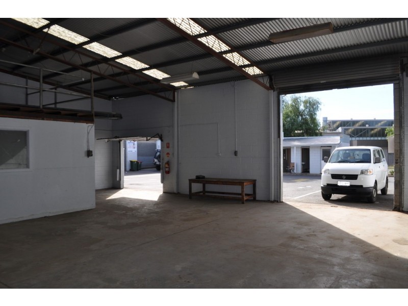 6 Trimmer Road, Elizabeth South SA 5112