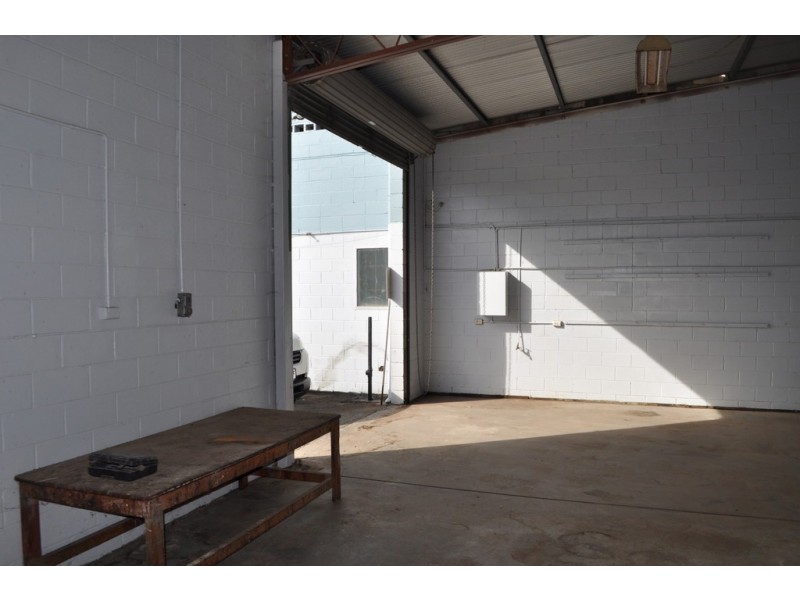 6 Trimmer Road, Elizabeth South SA 5112