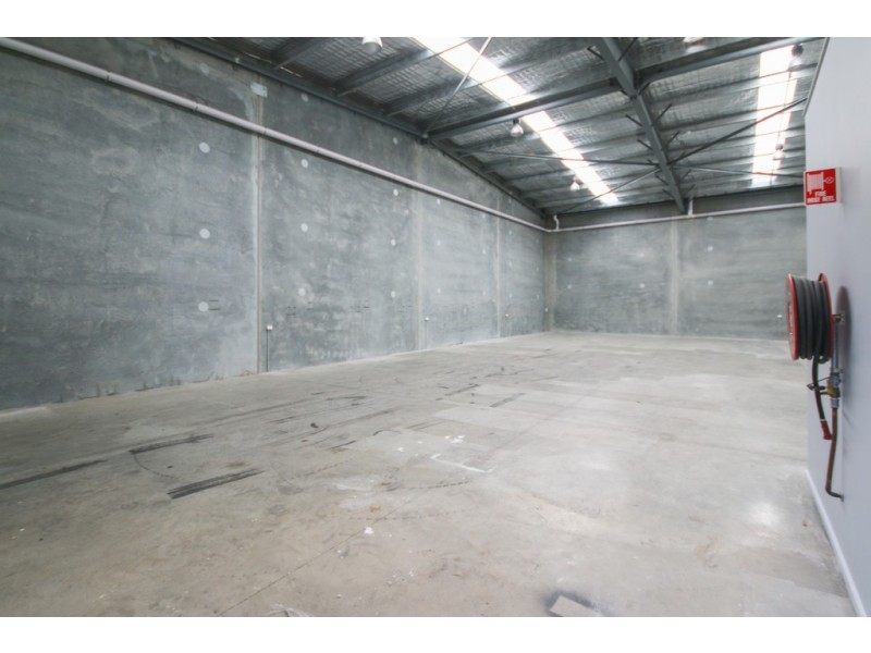 Unit 1, 8 Lindsay Road, Lonsdale SA 5160