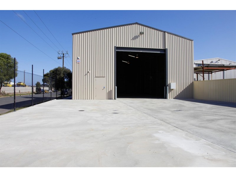 1 Rafferty Street, Wingfield SA 5013