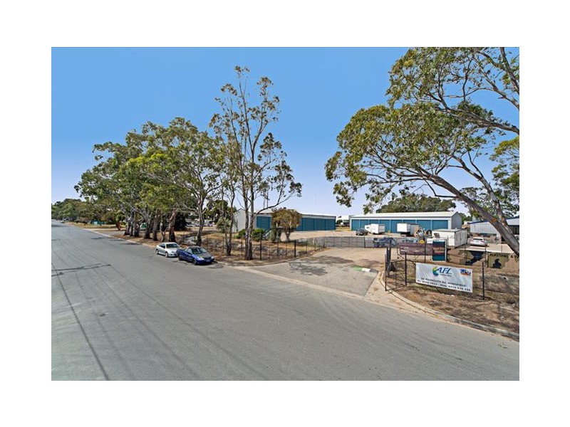 19 Plymouth Road, Wingfield SA 5013