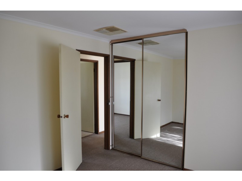 2 Zeta, Parafield Gardens SA 5107