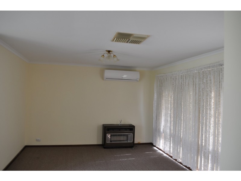 2 Zeta, Parafield Gardens SA 5107