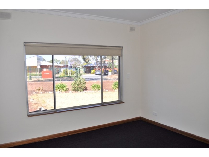 32 Commercial Road, Salisbury SA 5108