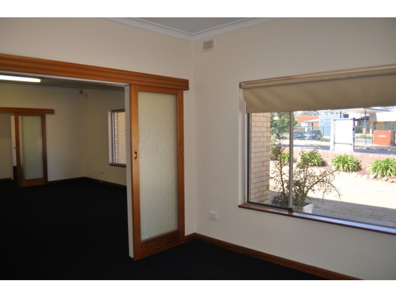 32 Commercial Road, Salisbury SA 5108