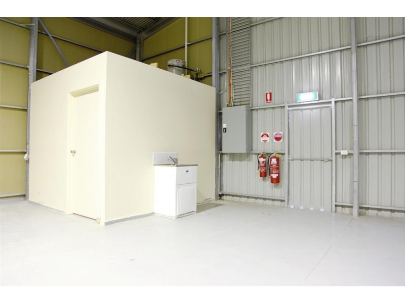 10 Fourth Street, Wingfield SA 5013