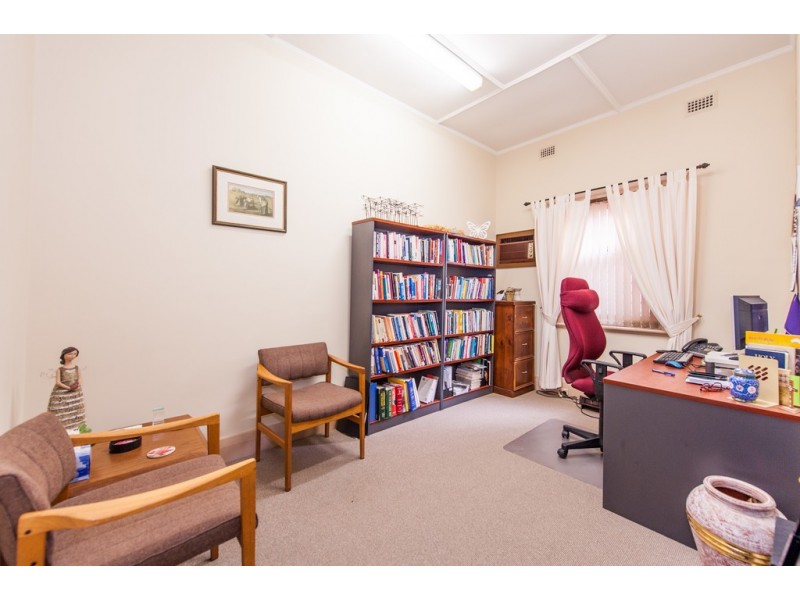 14 Eton Road, Keswick SA 5035