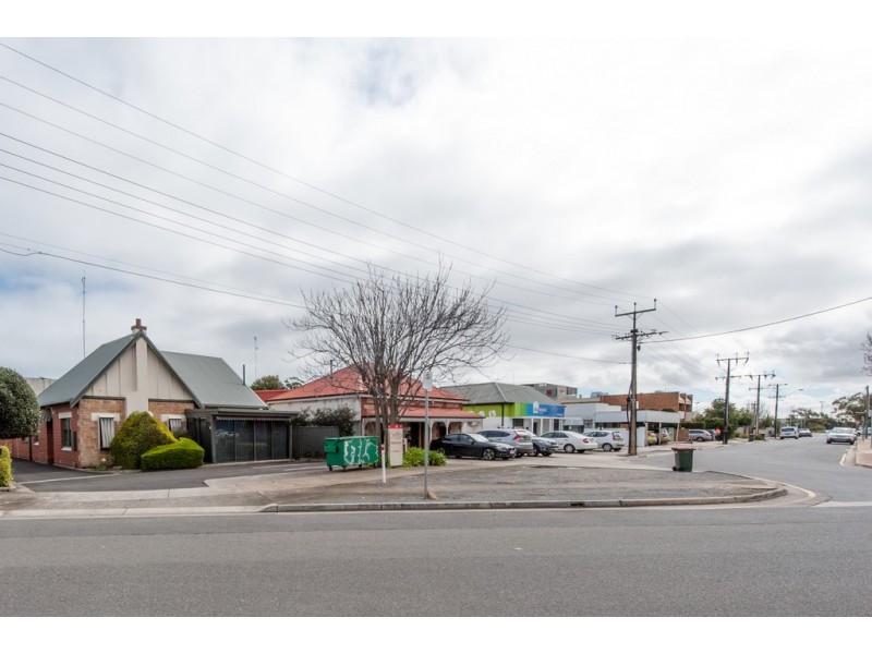 14 Eton Road, Keswick SA 5035