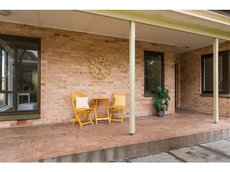 11a Creighton Avenue, Morphett Vale SA 5162