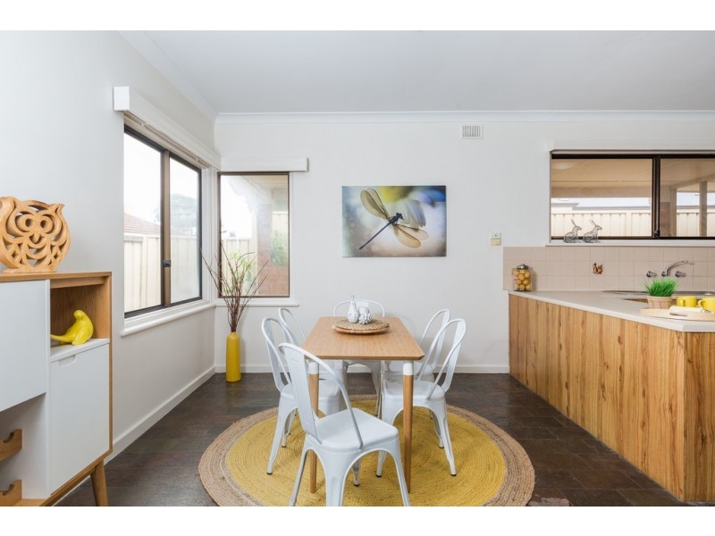 11a Creighton Avenue, Morphett Vale SA 5162
