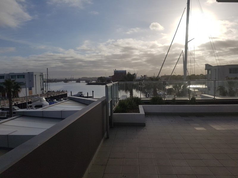APT 206 /1-2 Tarni Court, New Port SA 5015