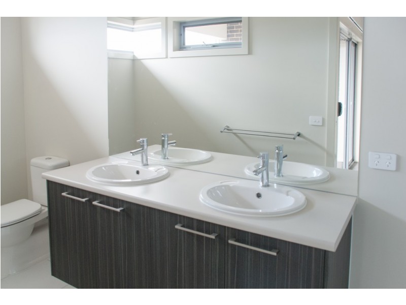 13 Albion Court, Mount Barker SA 5251