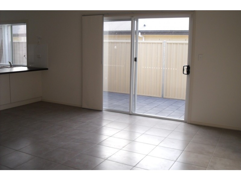 73 Dover Street, Aldinga Beach SA 5173