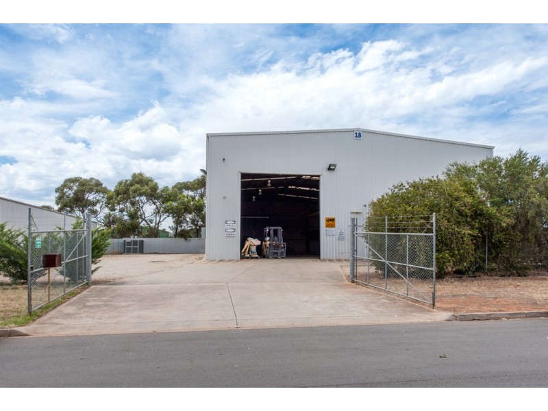 18 Palina Court, Smithfield SA 5114
