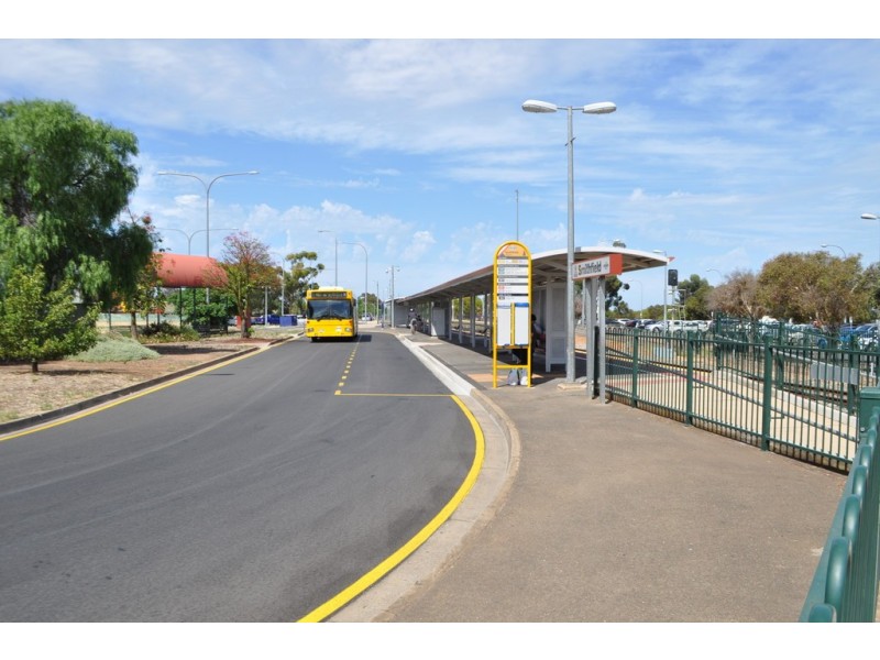 2c Morialta Drive, Smithfield SA 5114