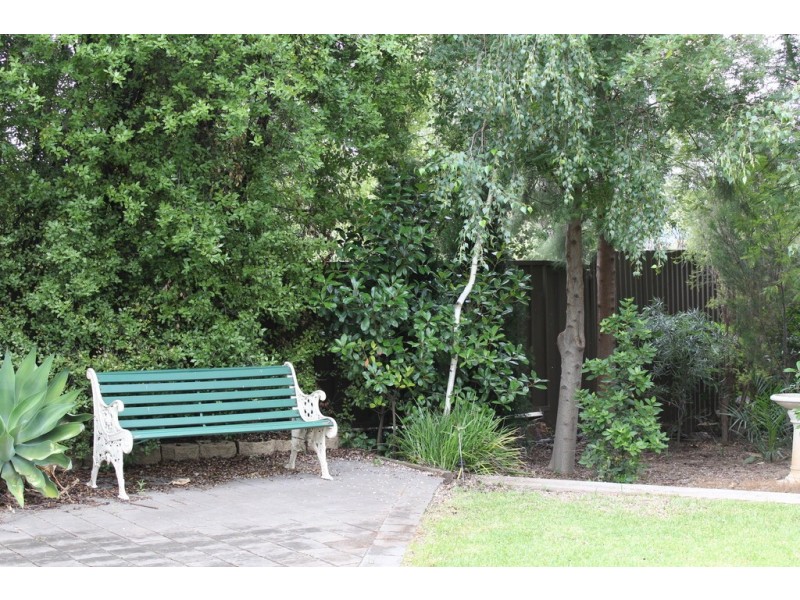 6 Melba Crt, Golden Grove SA 5125