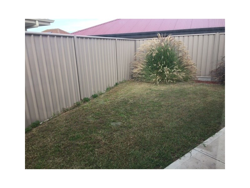 54 Joy Crescent, Murray Bridge SA 5253