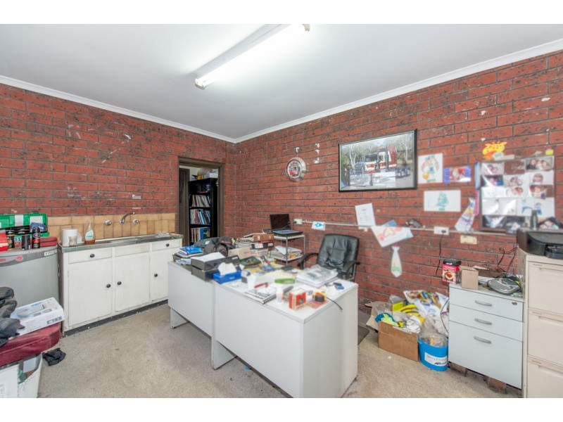 2 / 9-11 North Tce, Wingfield SA 5013